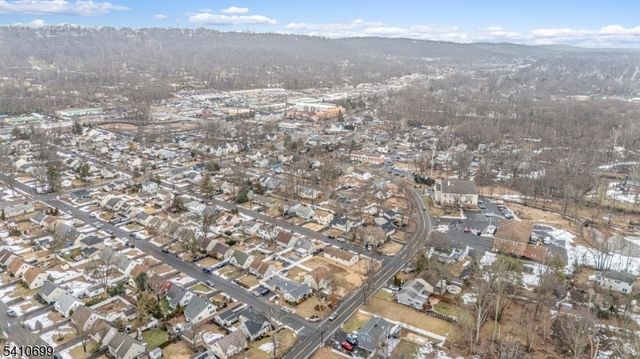 122 Greenbrook Rd, Green Brook Twp., NJ 08812