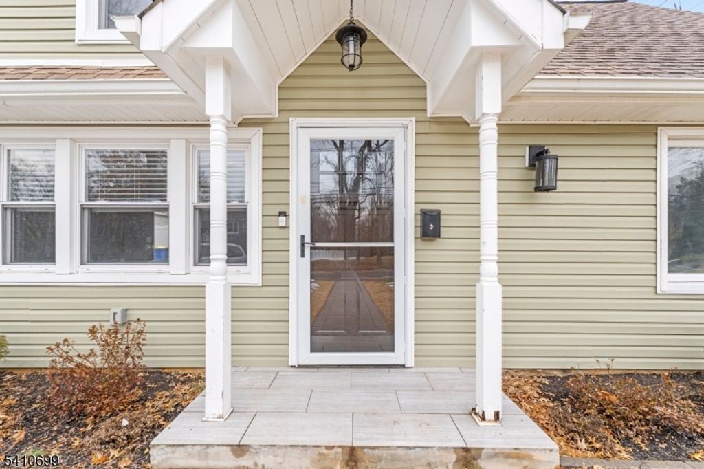 122 Greenbrook Rd, Green Brook Twp., NJ 08812 — photo 5