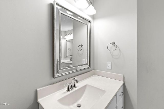 128 Bridge Street, Fuquay Varina, NC 27526