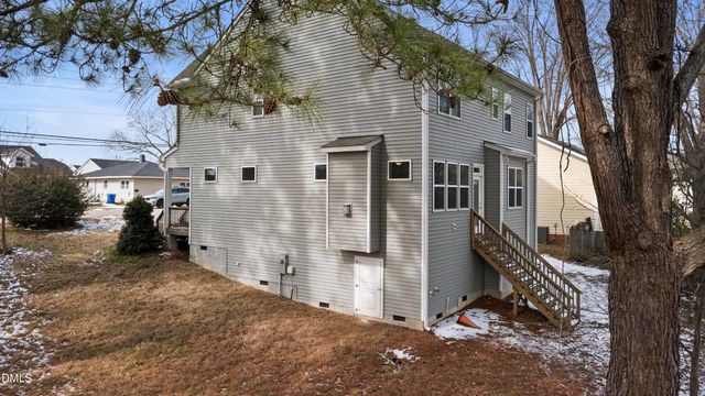 128 Bridge Street, Fuquay Varina, NC 27526