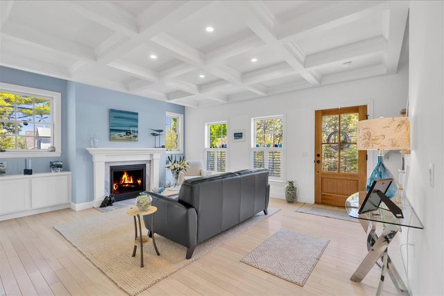 13 Academy Hill Lane, South Dennis, MA 02660