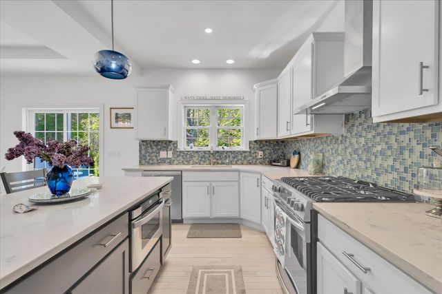 13 Academy Hill Lane, South Dennis, MA 02660