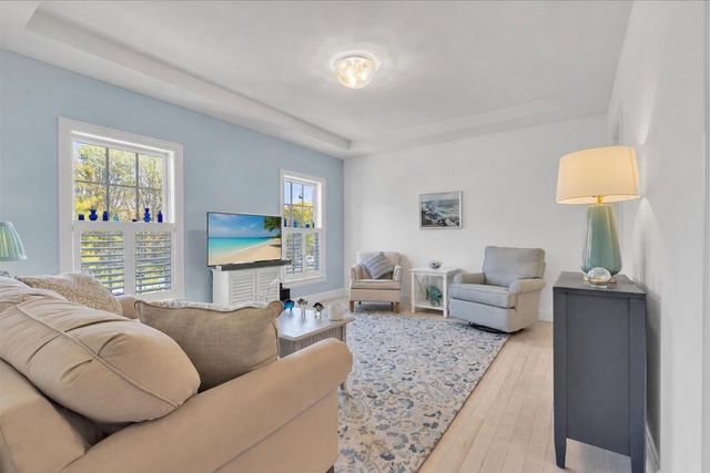 13 Academy Hill Lane, South Dennis, MA 02660