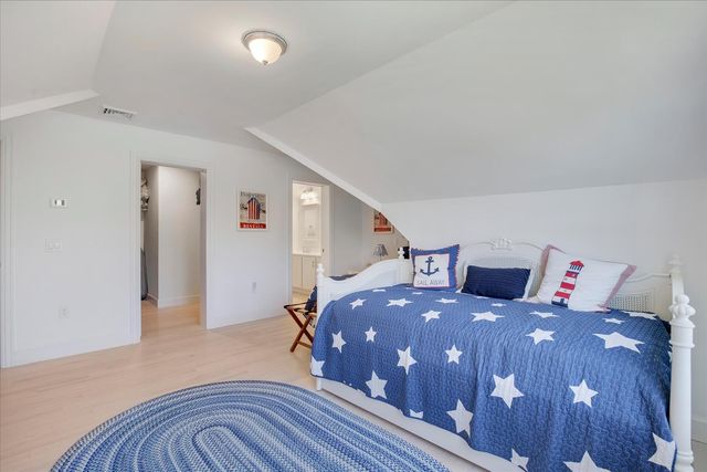 13 Academy Hill Lane, South Dennis, MA 02660