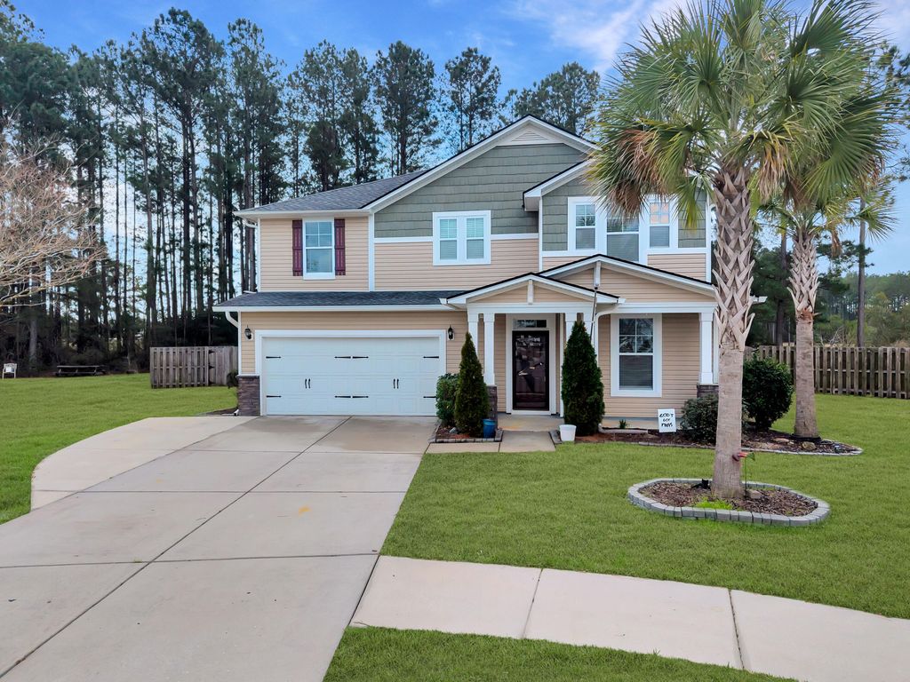 Image 2 of property listing at 113 Swiftwater Way, Summerville, SC 29486