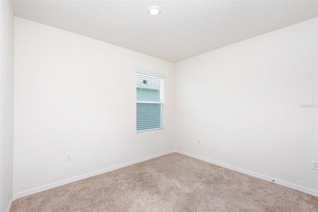 Image 22 of property listing at 1031 AUGUST SKY DRIVE, Deltona, FL 32738