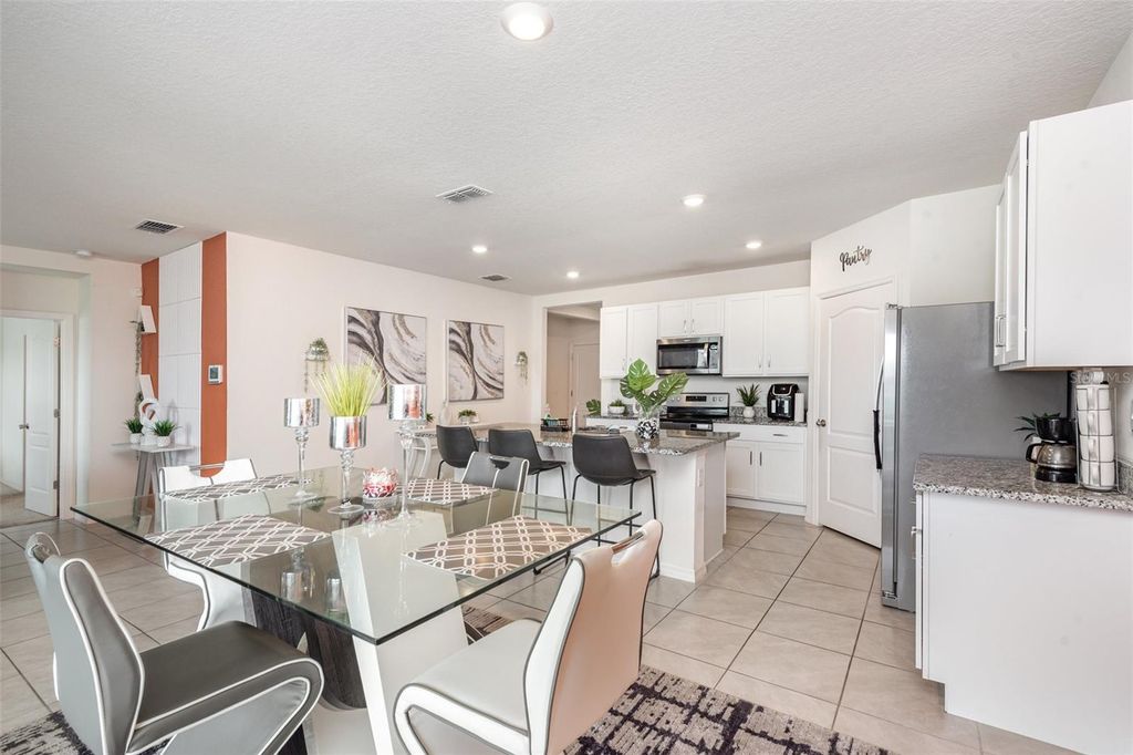 Image 7 of property listing at 1031 AUGUST SKY DRIVE, Deltona, FL 32738