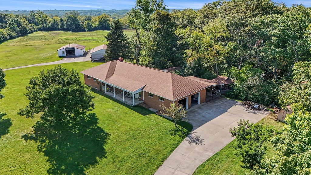 7445 Stahl Road, Orient, OH 43146