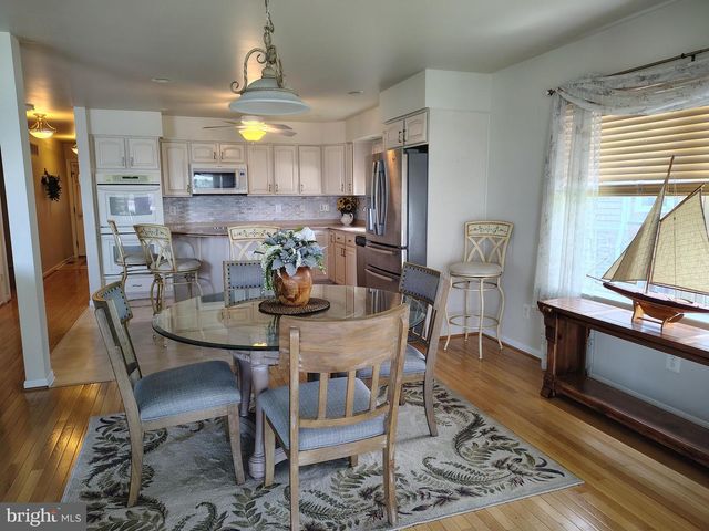 2424 GOLUPSKI RD, Baltimore, MD 21221