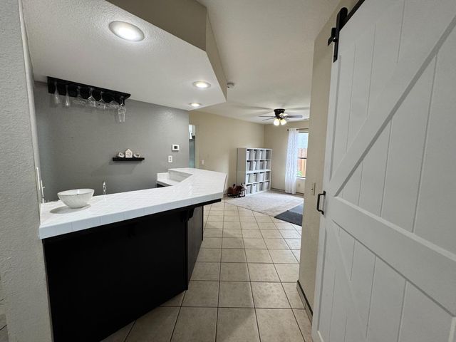 1541 Camphor Way, Lodi, CA 95242