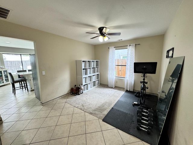 1541 Camphor Way, Lodi, CA 95242