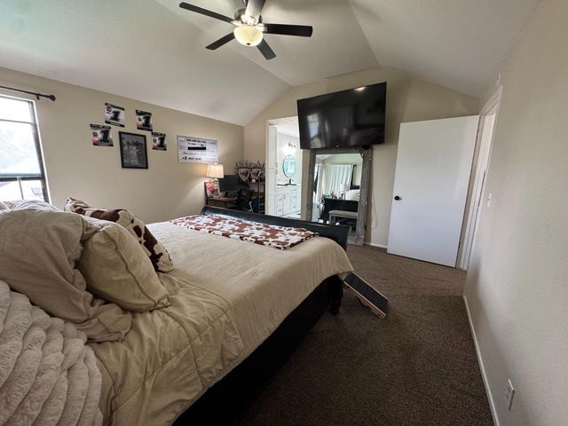 1541 Camphor Way, Lodi, CA 95242