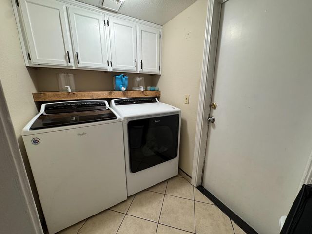 1541 Camphor Way, Lodi, CA 95242