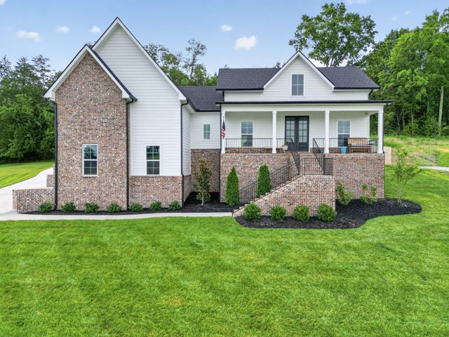 545 Bridle Path Ln, Hartsville, TN 37074