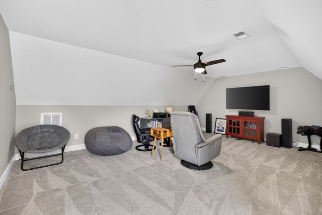 545 Bridle Path Ln, Hartsville, TN 37074