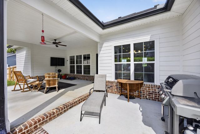 545 Bridle Path Ln, Hartsville, TN 37074