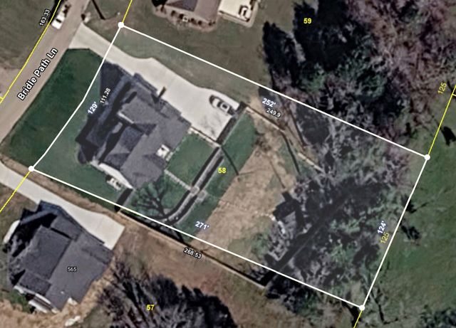 545 Bridle Path Ln, Hartsville, TN 37074
