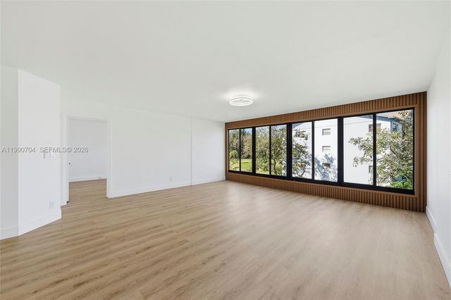 800 SW 125th Way 312O, Pembroke Pines, FL 33027