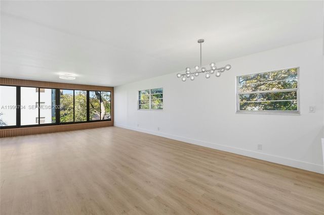 800 SW 125th Way 312O, Pembroke Pines, FL 33027