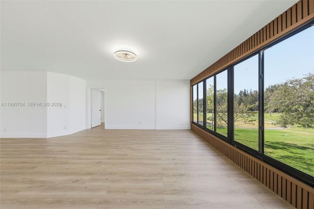 800 SW 125th Way 312O, Pembroke Pines, FL 33027