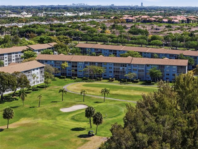 800 SW 125th Way 312O, Pembroke Pines, FL 33027