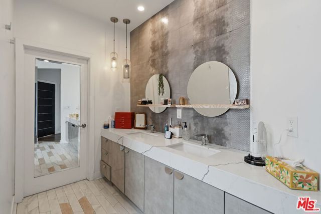 12911 Bluff Creek Drive, Los Angeles, CA 90094