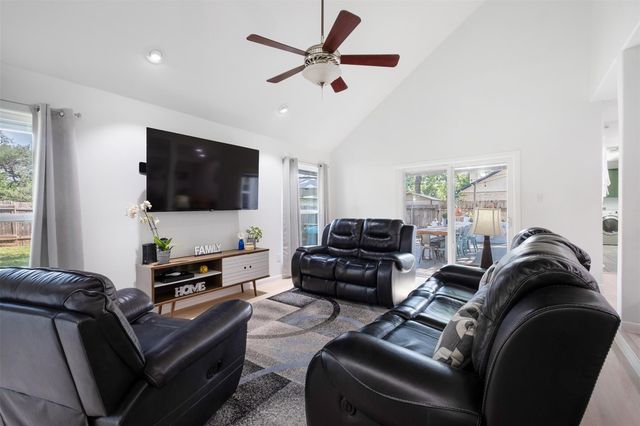 12519 Split Rail PKWY, Austin, TX 78750
