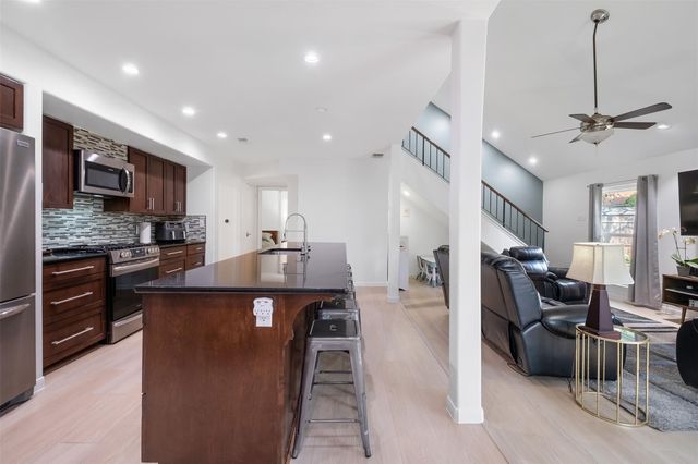 12519 Split Rail PKWY, Austin, TX 78750