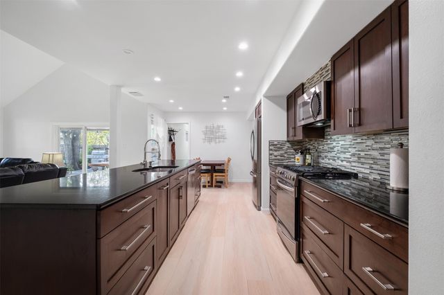 12519 Split Rail PKWY, Austin, TX 78750