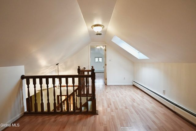 2527 Barton Avenue, Rotterdam, NY 12306