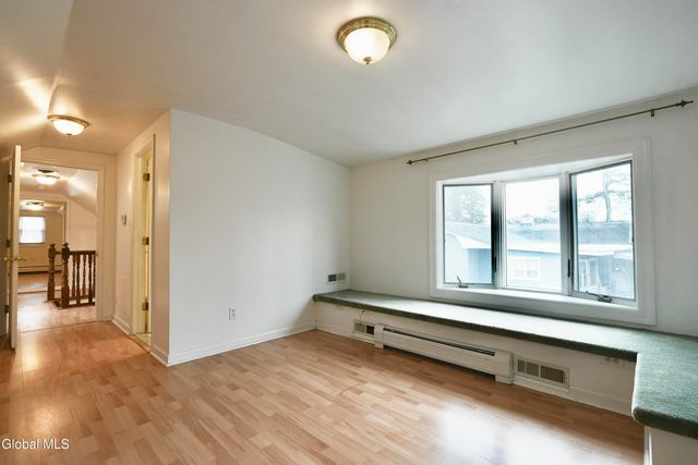 2527 Barton Avenue, Rotterdam, NY 12306