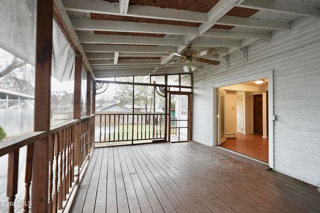 2527 Barton Avenue, Rotterdam, NY 12306