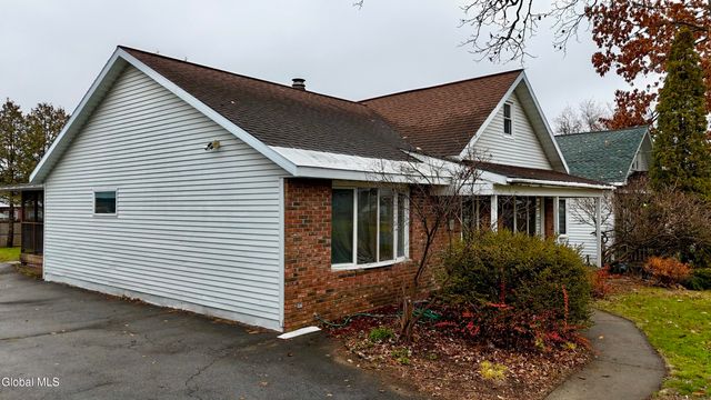 2527 Barton Avenue, Rotterdam, NY 12306