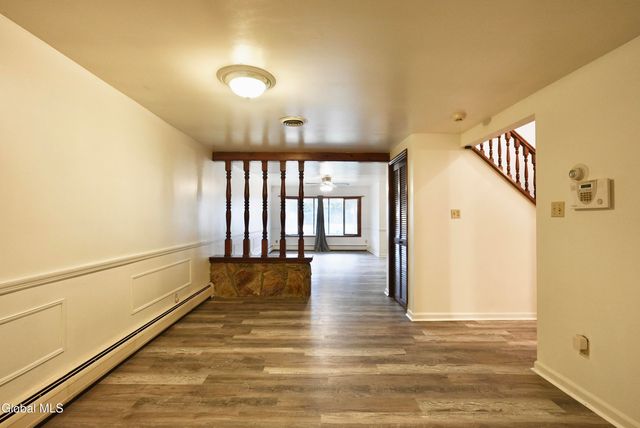 2527 Barton Avenue, Rotterdam, NY 12306