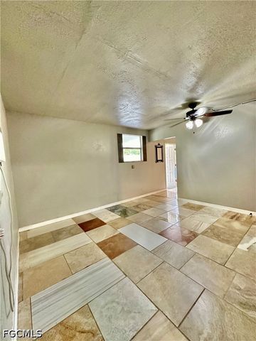 907 Laredo AVE, Lehigh Acres, FL 33936