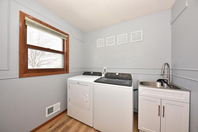 1336 Sumac COURT, Port Washington, WI 53074