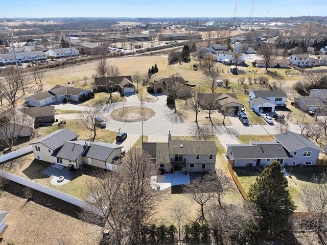 1336 Sumac COURT, Port Washington, WI 53074