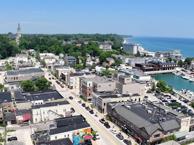 1336 Sumac COURT, Port Washington, WI 53074