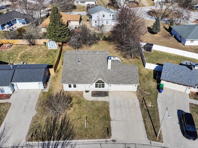 1336 Sumac COURT, Port Washington, WI 53074