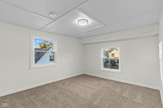 911 W 3rd Street, Anderson, IN 46016