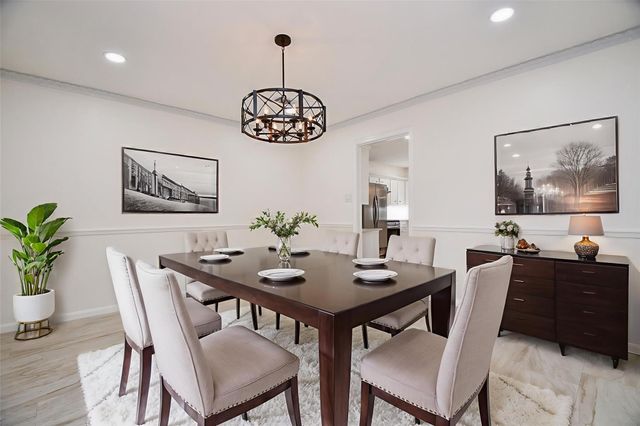 14406 Burgoyne Road, Houston, TX 77077