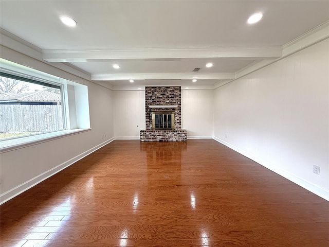 14406 Burgoyne Road, Houston, TX 77077