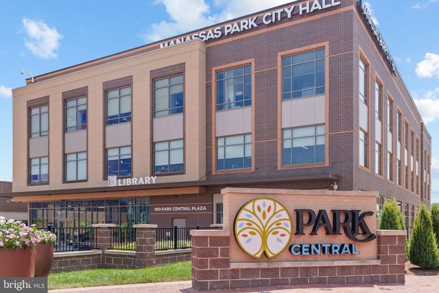 9010 DOVES LN, Manassas, VA 20112