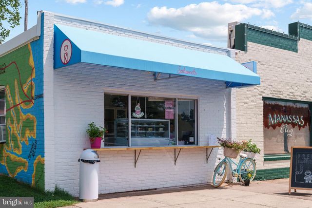 9010 DOVES LN, Manassas, VA 20112