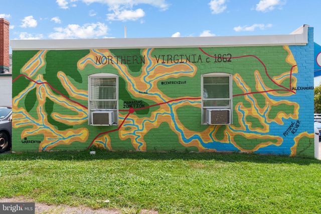 9010 DOVES LN, Manassas, VA 20112