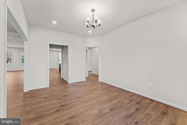 9010 DOVES LN, Manassas, VA 20112