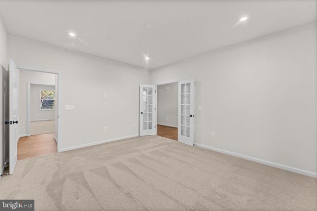 9010 DOVES LN, Manassas, VA 20112