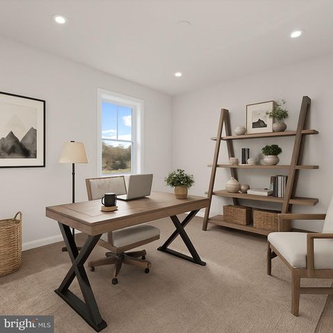 9010 DOVES LN, Manassas, VA 20112