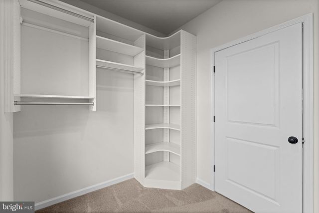 9010 DOVES LN, Manassas, VA 20112