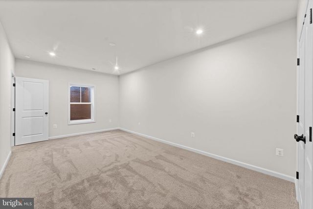 9010 DOVES LN, Manassas, VA 20112